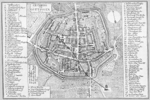 Eine Schwarz-Weiß-Karte von Göttingen, Deutschland, mit Straßen, Gebäuden, Sehenswürdigkeiten und Textanmerkungen.