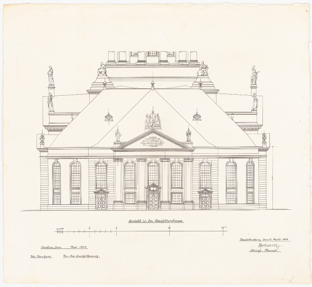 Eine Zeichnung des Schlosshofs in Dresden, Deutschland, die eine Gebäude фасад mit zahlreichen Fenstern und Statuen auf der Oberseite zeigt, auf Papier skizziert mit etwas Text.