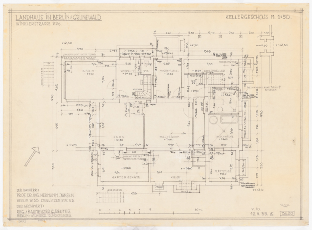 Blaupause eines Hauses mit der Bezeichnung 'Landhaus in Berlin' auf Papier gezeichnet.