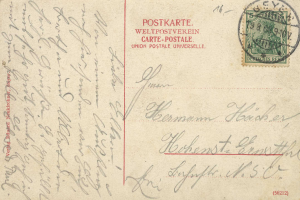 Alte Postkarte mit einer Briefmarke, die den Text "Postkarte Weltpostverein" und "Union Postale Universelle" trägt und von Deutschland nach Deutschland gesendet wurde.