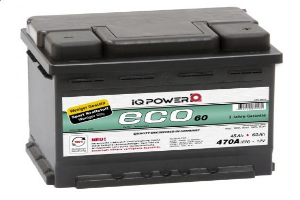 Ein iqpower eco 60 Auto-Batterie wird gegen einen weißen Hintergrund mit einem Wasserzeichen in der linken oberen Ecke angezeigt.