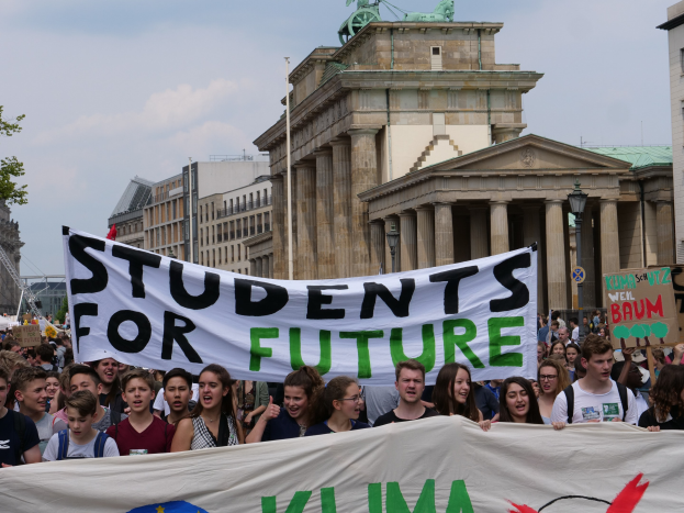 Forschungsministerin Bär: BAföG-Reform in der Klemme - Studieren und Arbeiten 'kein großes Ding'