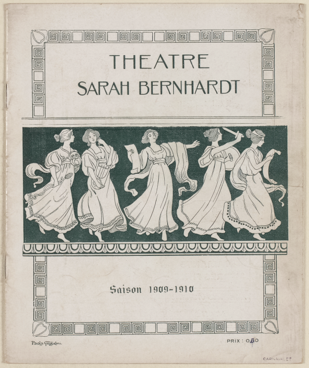 Ein Vintage-Plakat des Théâtre Sarah Bernhardt von 1909-1910, das eine Gruppe von Frauen in der Mitte und Text über das Theater und seine Darsteller zeigt.