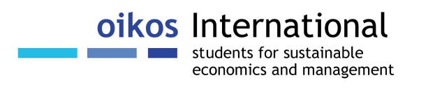 Schwarzes Textlogo von Oikos International Students for Sustainable Economics and Management auf weißem Hintergrund.